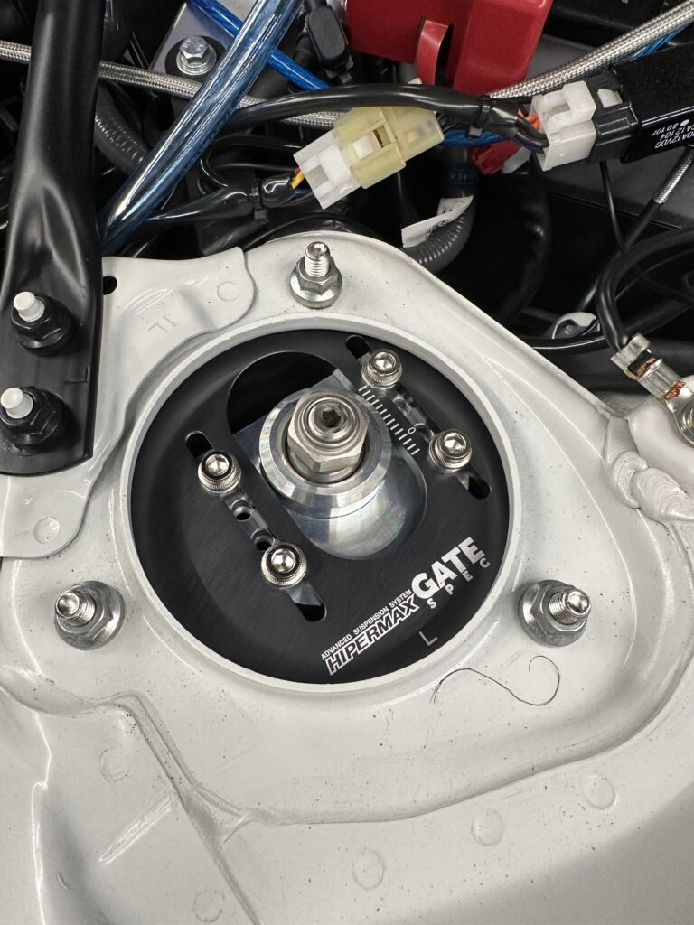 BRZ ZD8にHKS GATESPEC | A PIT AUTOBACS