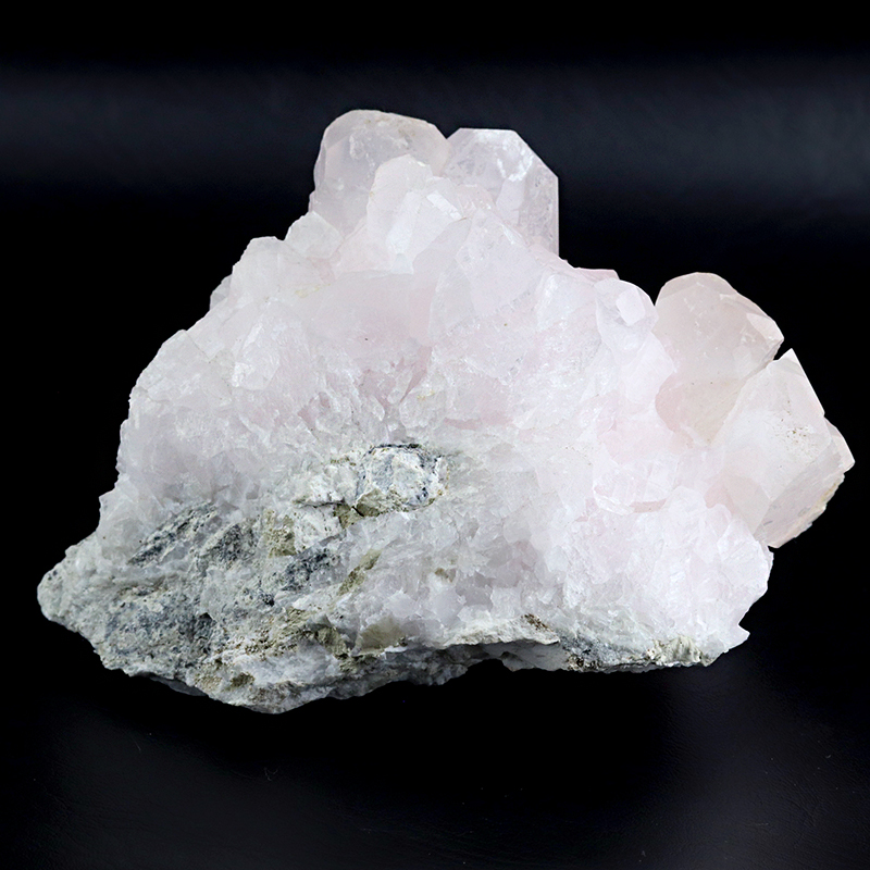 ブルガリア産ピンクカルサイトクラスター010水晶クラスター、天然石