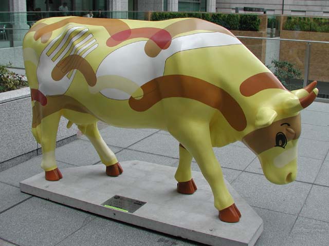 我が家の本棚－カウパレード東京