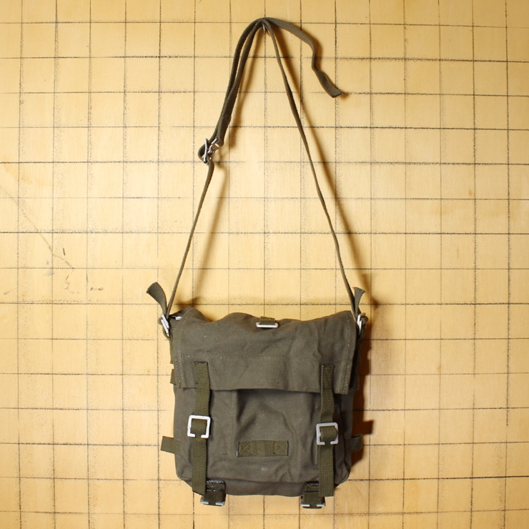 EURO ドイツ軍 ミリタリー キャンバス ショルダーバッグ カーキ