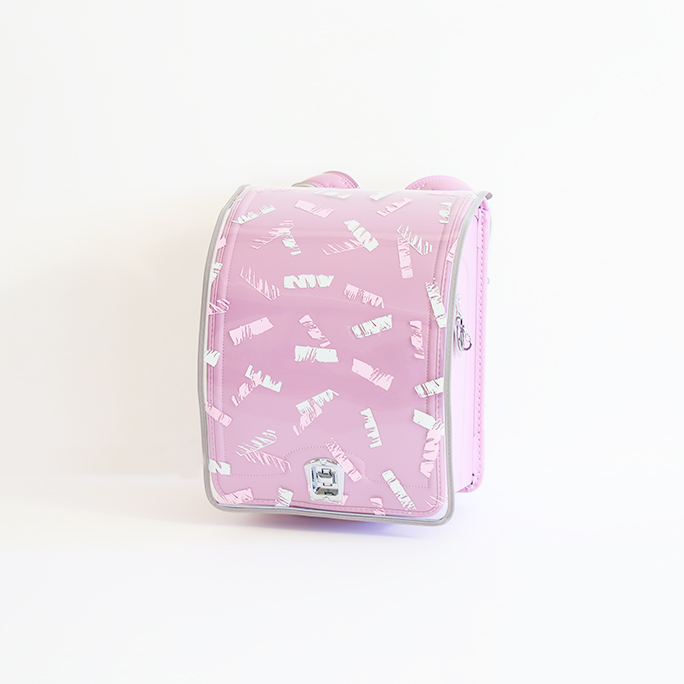 ランドセルカバー｜ataraは、子どもの“きもちのリズム”を色で表現した