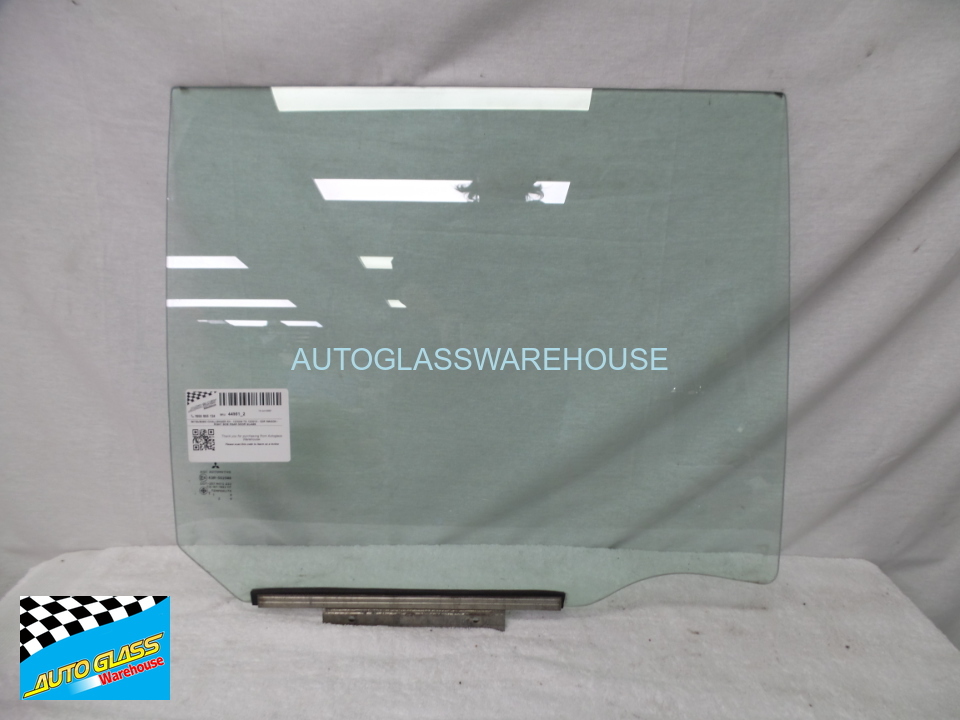 Replacement Right Rear Door Glass for MITSUBISHI CHALLENGER | New
