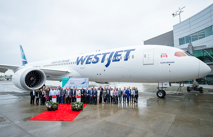 ウエストジェット、787-9初号機受領