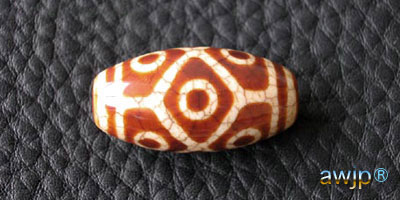 小さい九眼天珠 大きい九眼天珠 | チベット天珠専門店 awjp