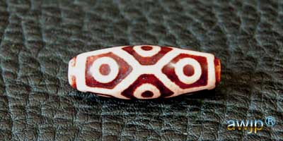 小さい九眼天珠 大きい九眼天珠 | チベット天珠専門店 awjp