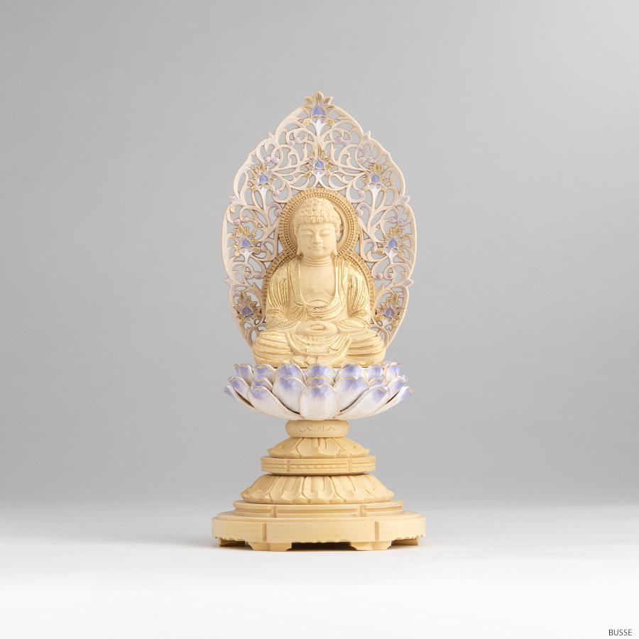 仏像 釈迦如来 座像 柘植製/ツゲ 丸座 1.8寸 金泥書 淡彩色 藤色
