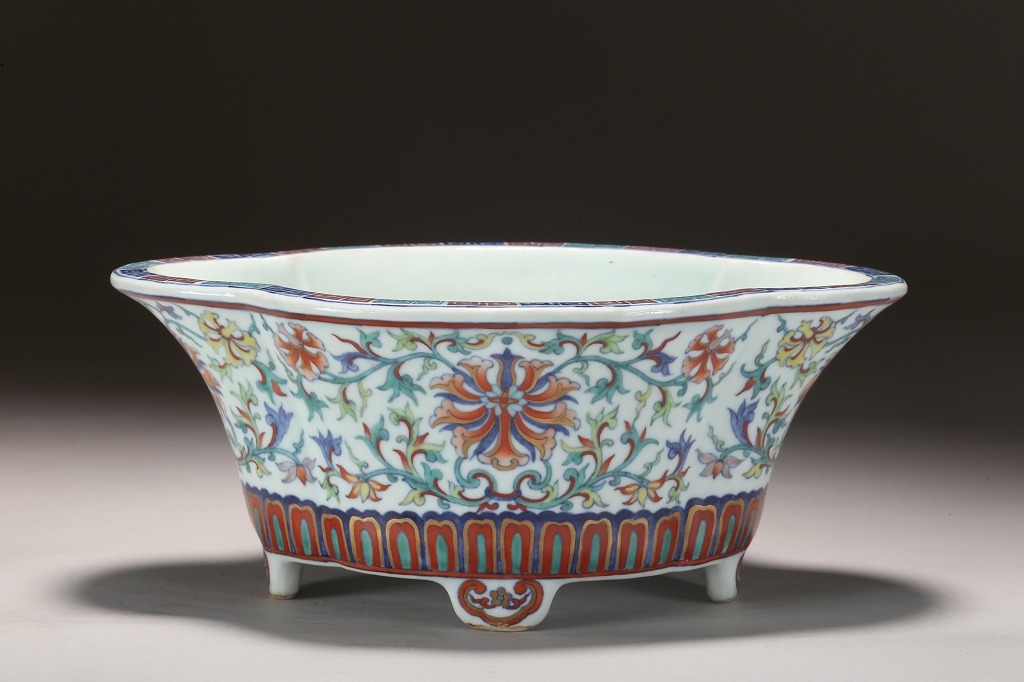 闘彩唐花紋木瓜式盆 | 雨竹亭オンラインショップ