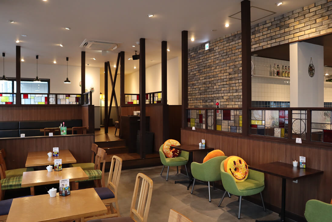 SUTTENDO COFFEE | ステンドグラスバロック