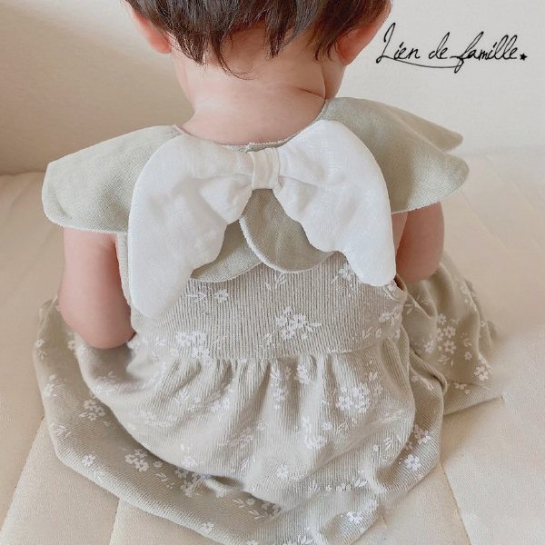 Lien de famille】天使の羽スタイ（グリーン）｜出産祝いの通販サイト