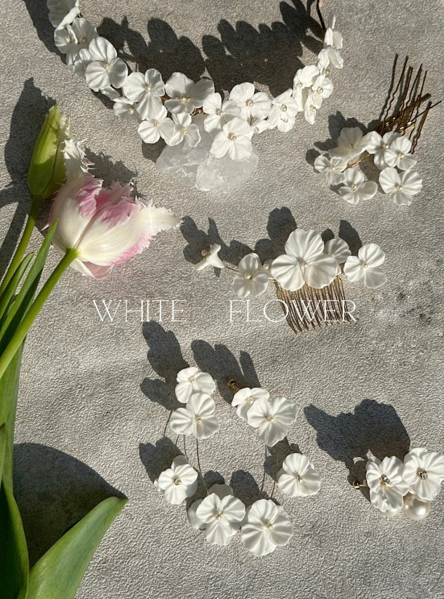 ホワイトフラワーブルームピアス＆イヤリング 結婚式 花嫁 – おしゃれ