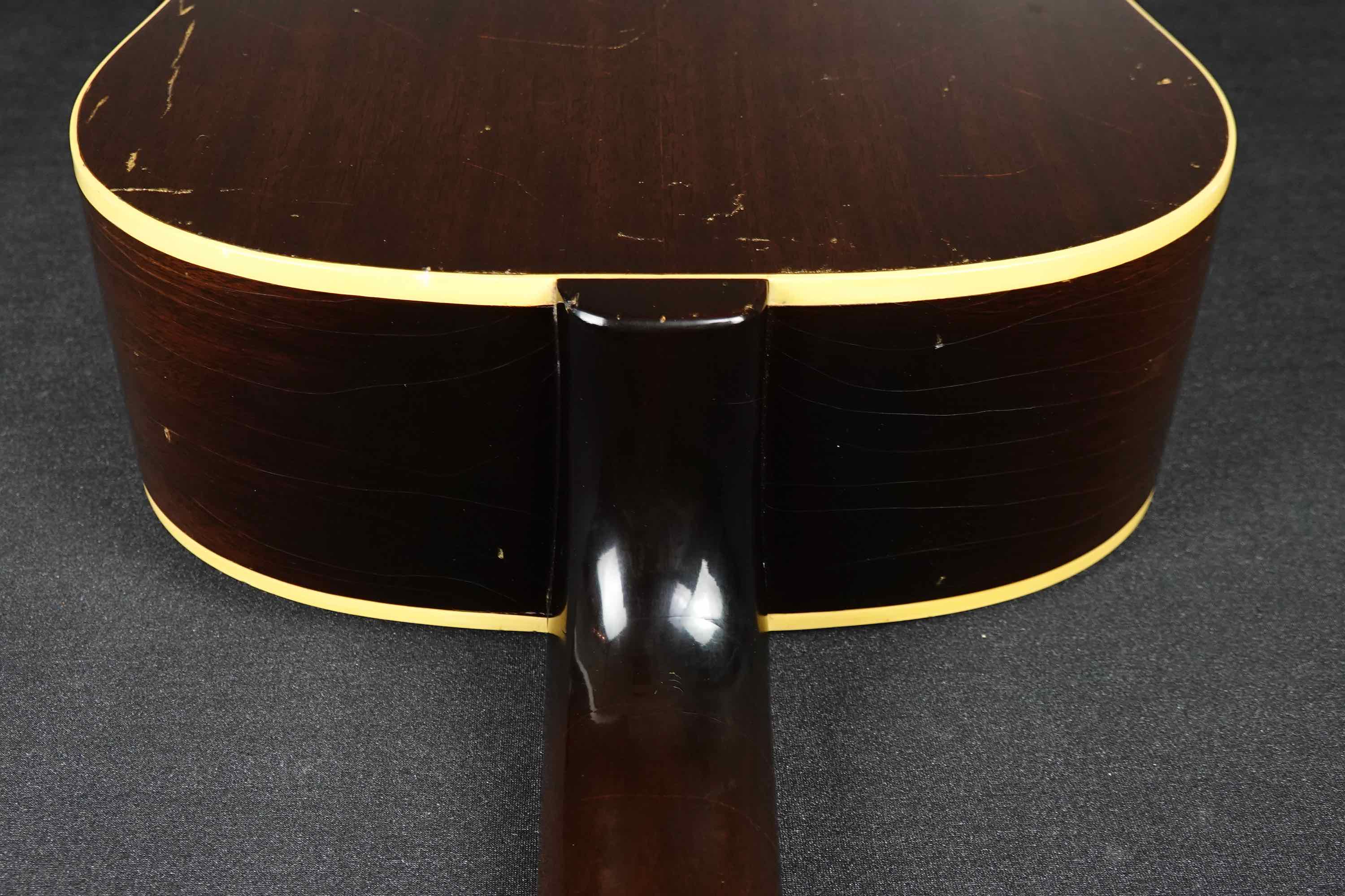 Gibson J-50 | 楽器詳細ページ [Blue-G]