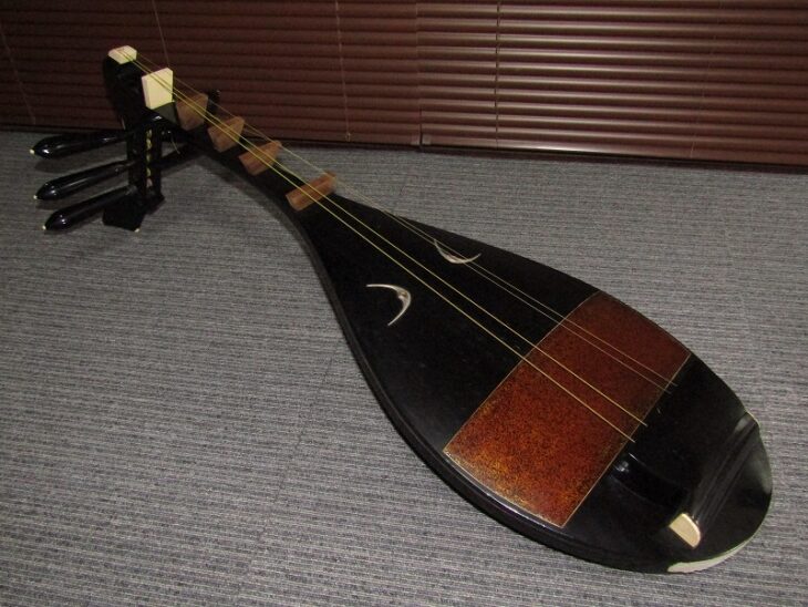 薩摩琵琶 | 骨董品買取・和楽器買取 五宝堂