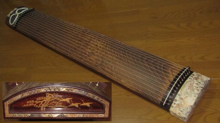 あきさま専用☆再購入分】13弦お琴 並甲 すだれ掘り 琴柱 天然素材の爪
