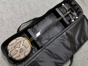 三味線 一枚甲 鼈甲撥 | 骨董品買取・和楽器買取 五宝堂