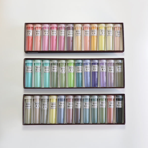 新彩岩絵具12色セット 暖色系 – 京都の老舗／日本画用絵具・胡粉ネイル