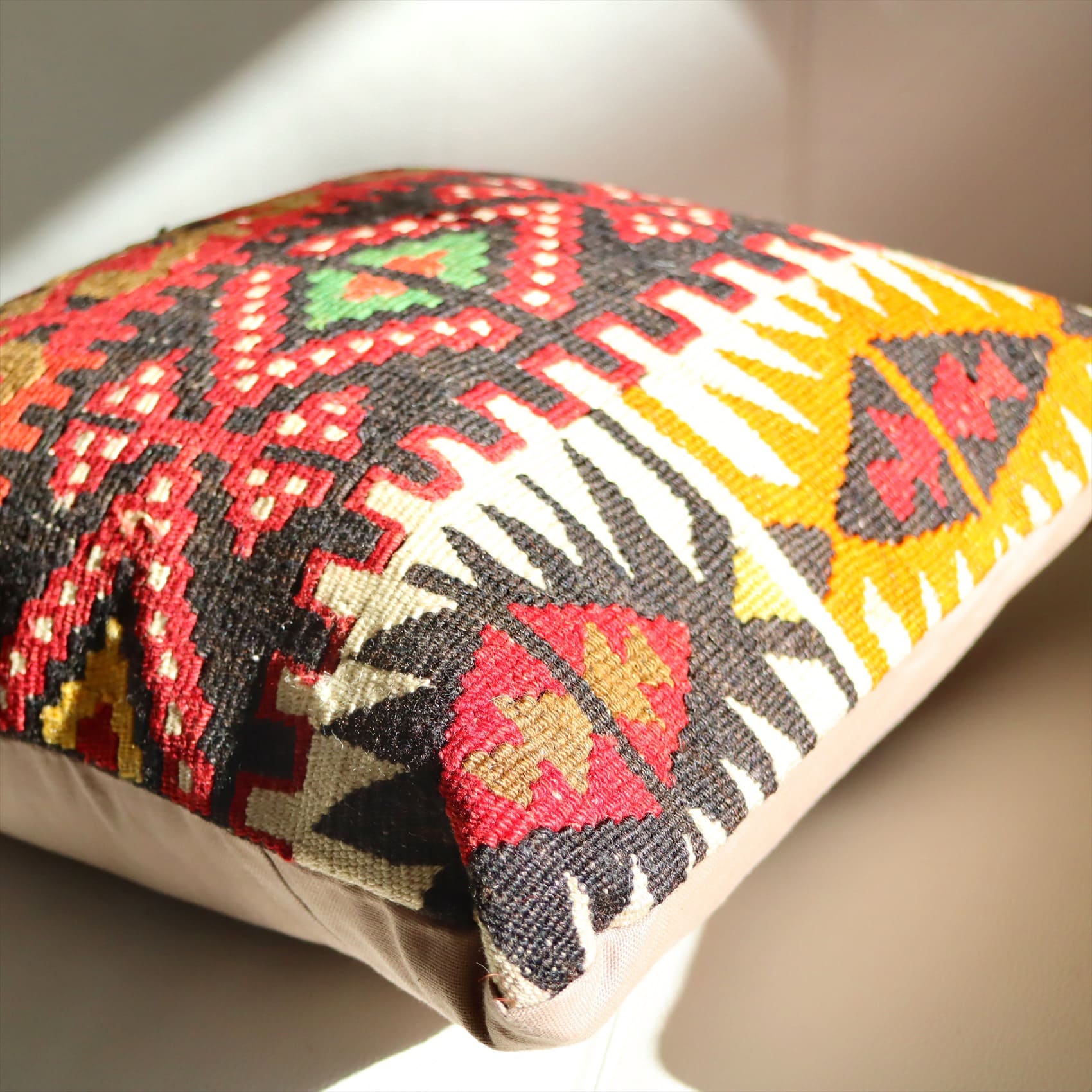 オールドキリム クッションカバー 40cmサイズ カイセリ たくさんの幾何