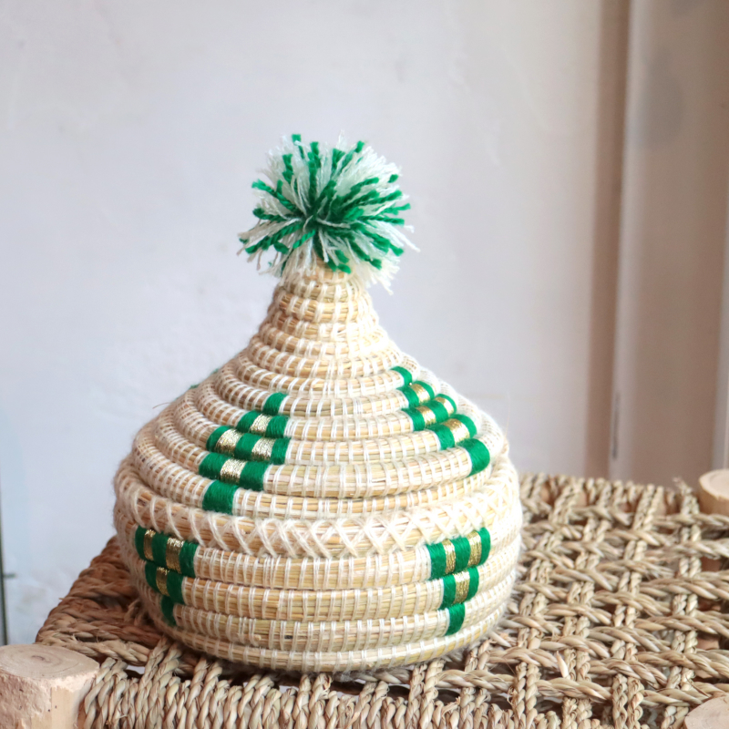モロッコ バスケット とんがり タジン型 バスケットグリーンのポンポン