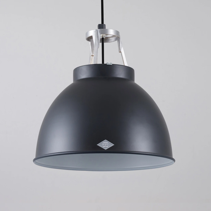 Titan Size-1 ペンダントライト・マットブラック | Original BTC｜照明