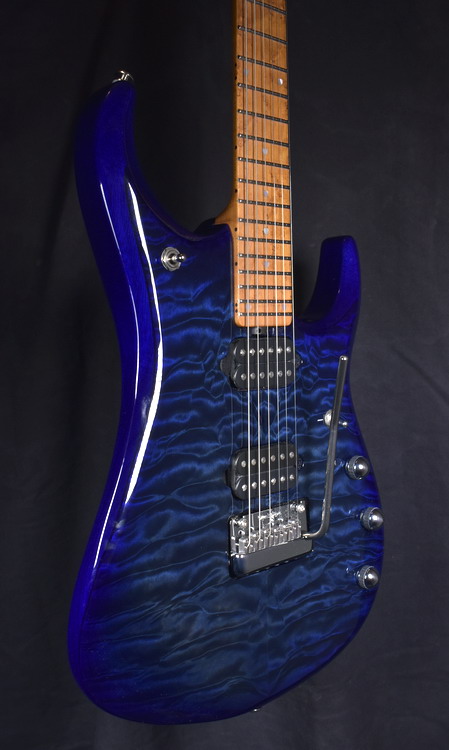 SOLD MUSIC MAN PETRUCCI JP 15 BFR BLUEBERRY BURST LTD | Gbl Guitars