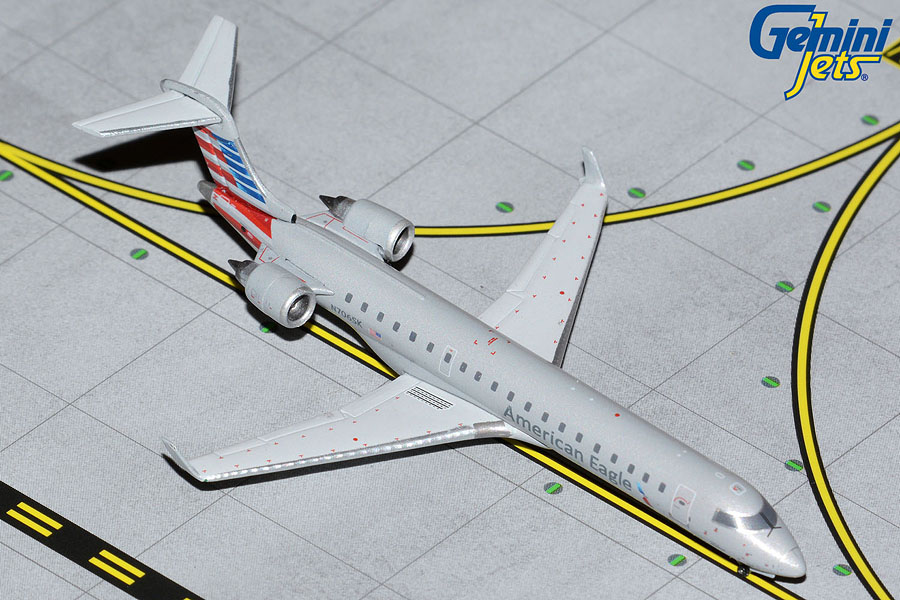 GJAAL2033 GEMINI JETS American Eagle CRJ-700 N706SK 1:400 – 航空機