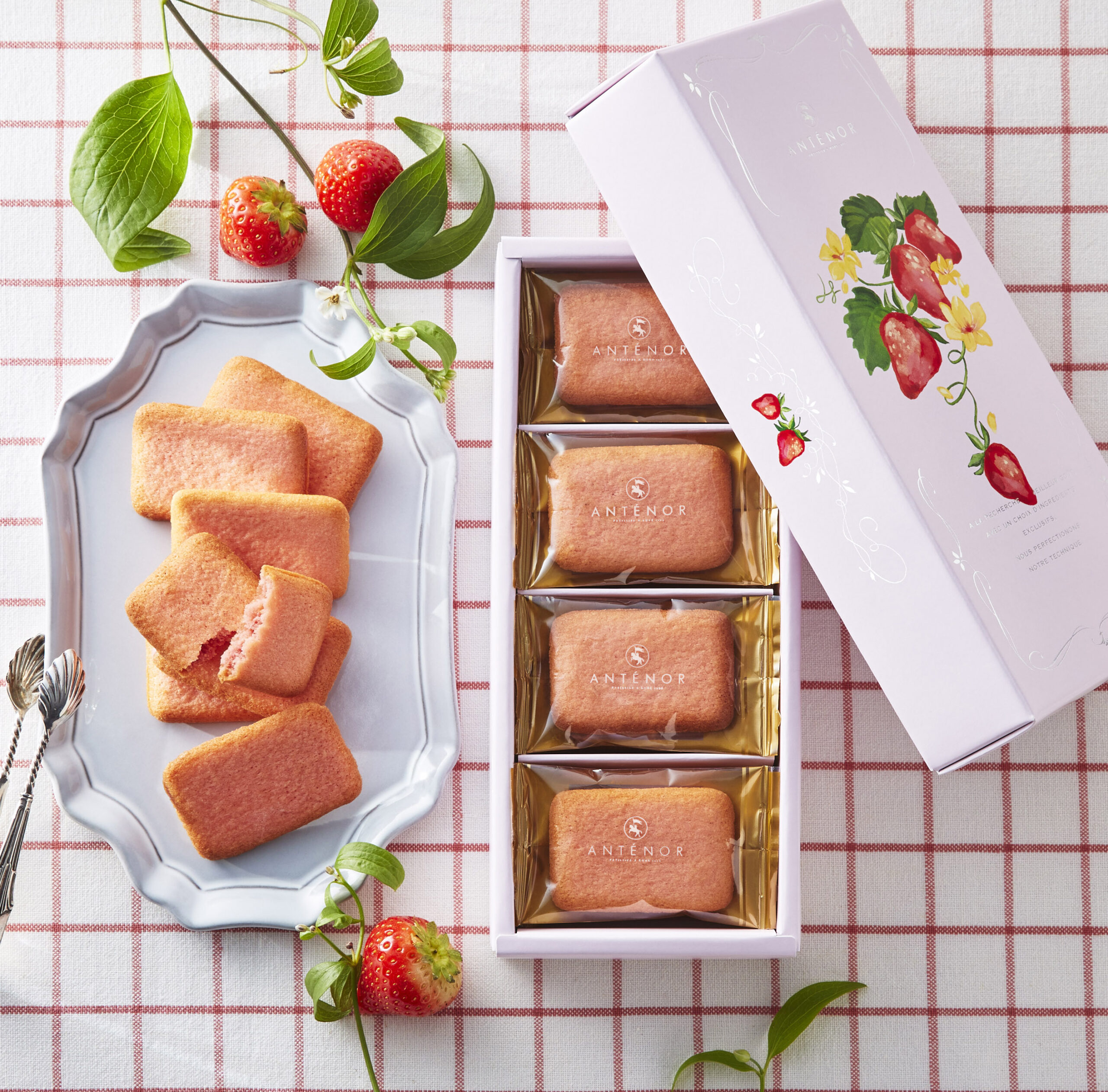 心もはずむ「苺の焼き菓子」で至福のひとときを。【アンテノール】期間