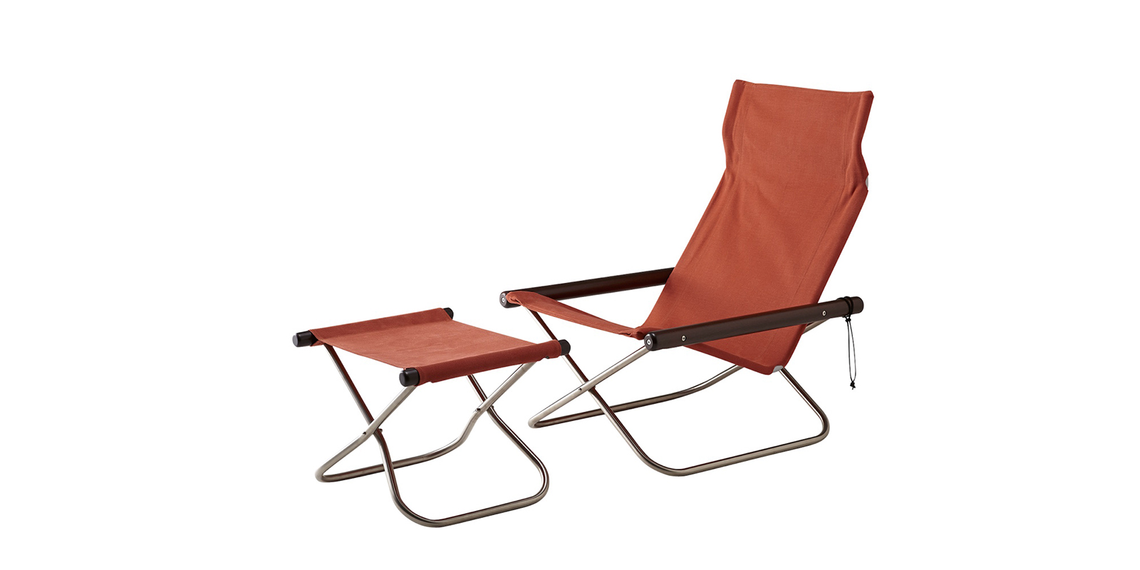 ニーチェアエックス ダークブラウン × レンガ | D&DEPARTMENT