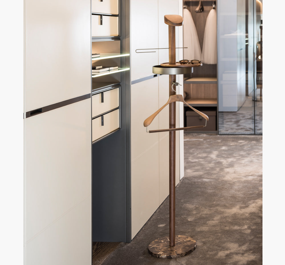 Valet Stand M (Man) - Galán M by Nomon | Do Shop
