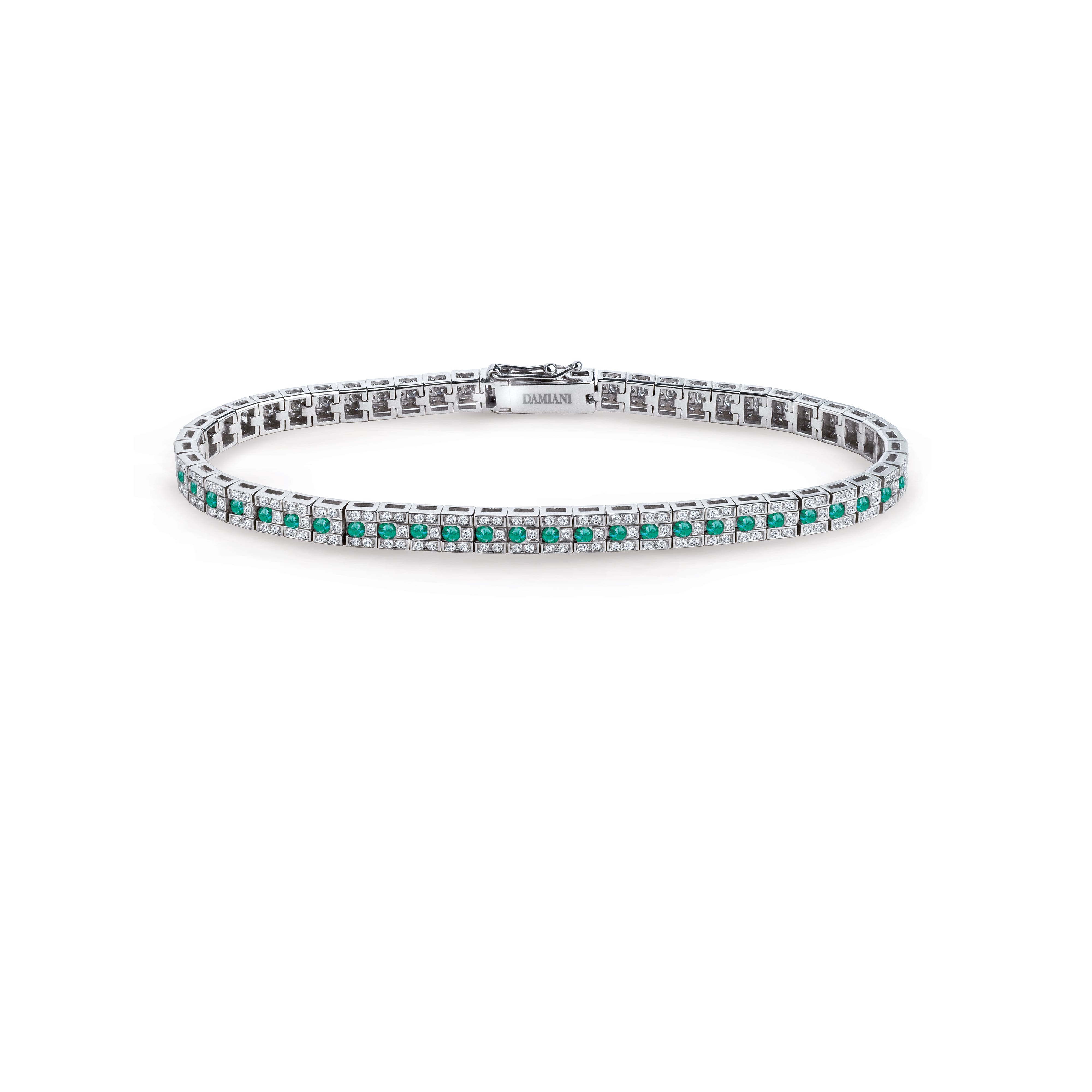 ホワイトゴールド、ダイヤモンド（複数）、エメラルドブレスレット