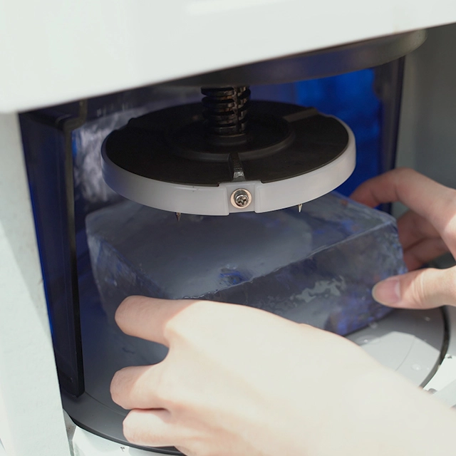 電動タイプ ブロックアイススライサー 初雪氷削機（業務用電動式かき氷