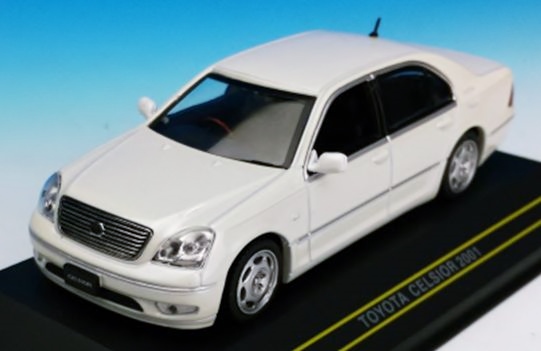 ファースト43 1/43 トヨタ セルシオ 2001 F30｜ミニカーショップ