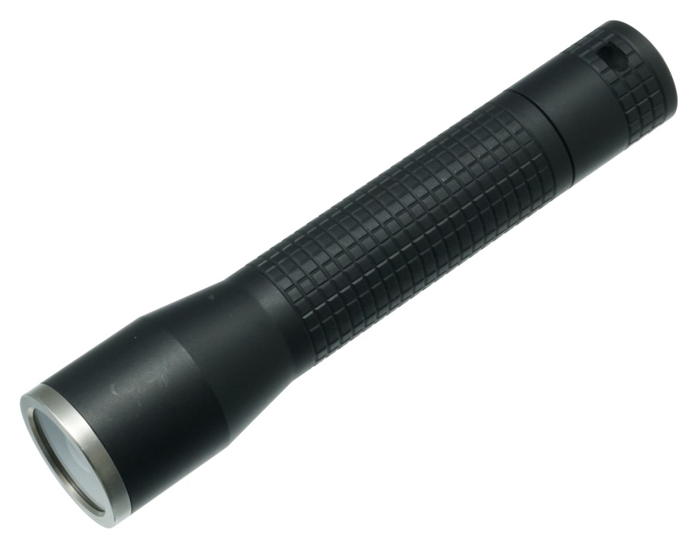 フラッシュライト等タクティカルグッズならネットDSIクラブ(大阪市西区)