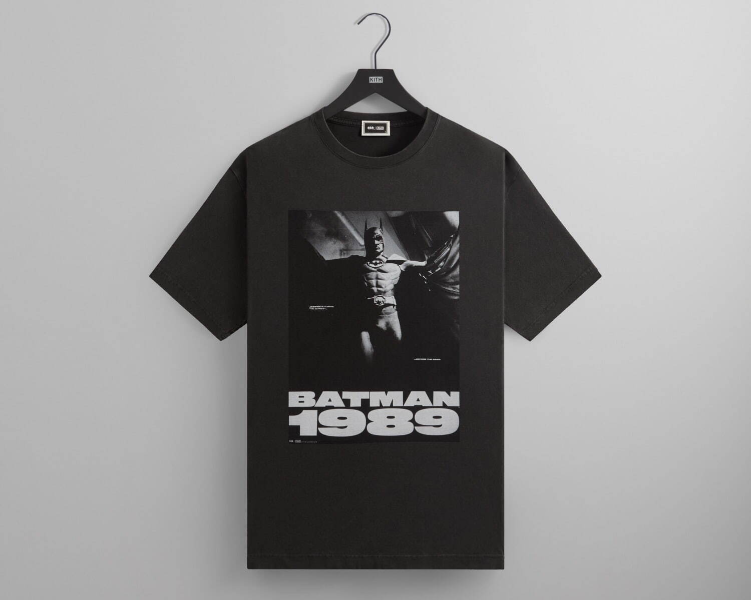 Kith『バットマン』ロゴ刺繍＆ジョーカーのトランプ柄ジャケット、映画