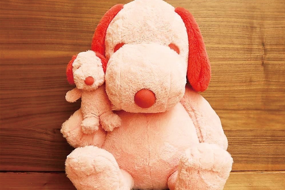 スヌーピーのデザインホテル「ピーナッツ ホテル」5周年記念グッズ