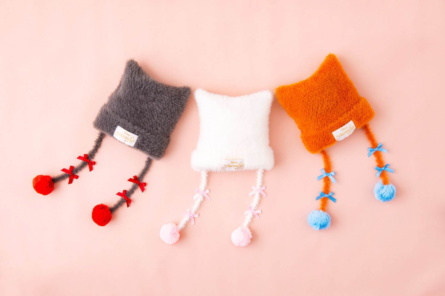 東京ディズニーリゾート「マリー」主役のグッズ、ポンポン付き猫耳