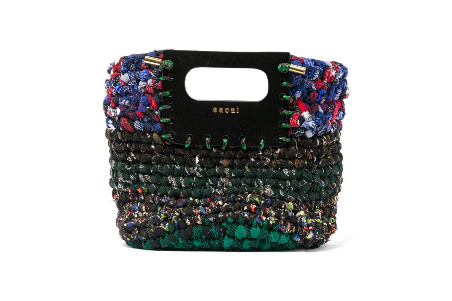 sacaiの24年クリスマスギフト、アーカイブ生地の手編みバッグや“S”ロゴ