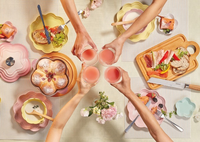 ル・クルーゼ新色「ブーケピンク」、3層グラデーションのベストセラー