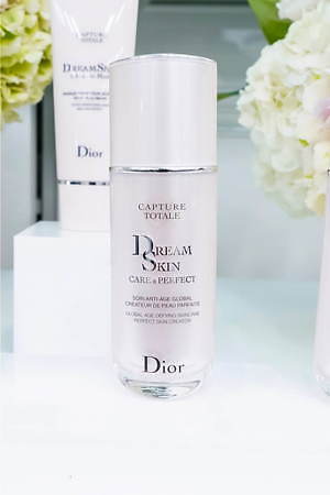 ディオールNO.1乳液「カプチュール トータル ドリーム」が進化、瞬時に