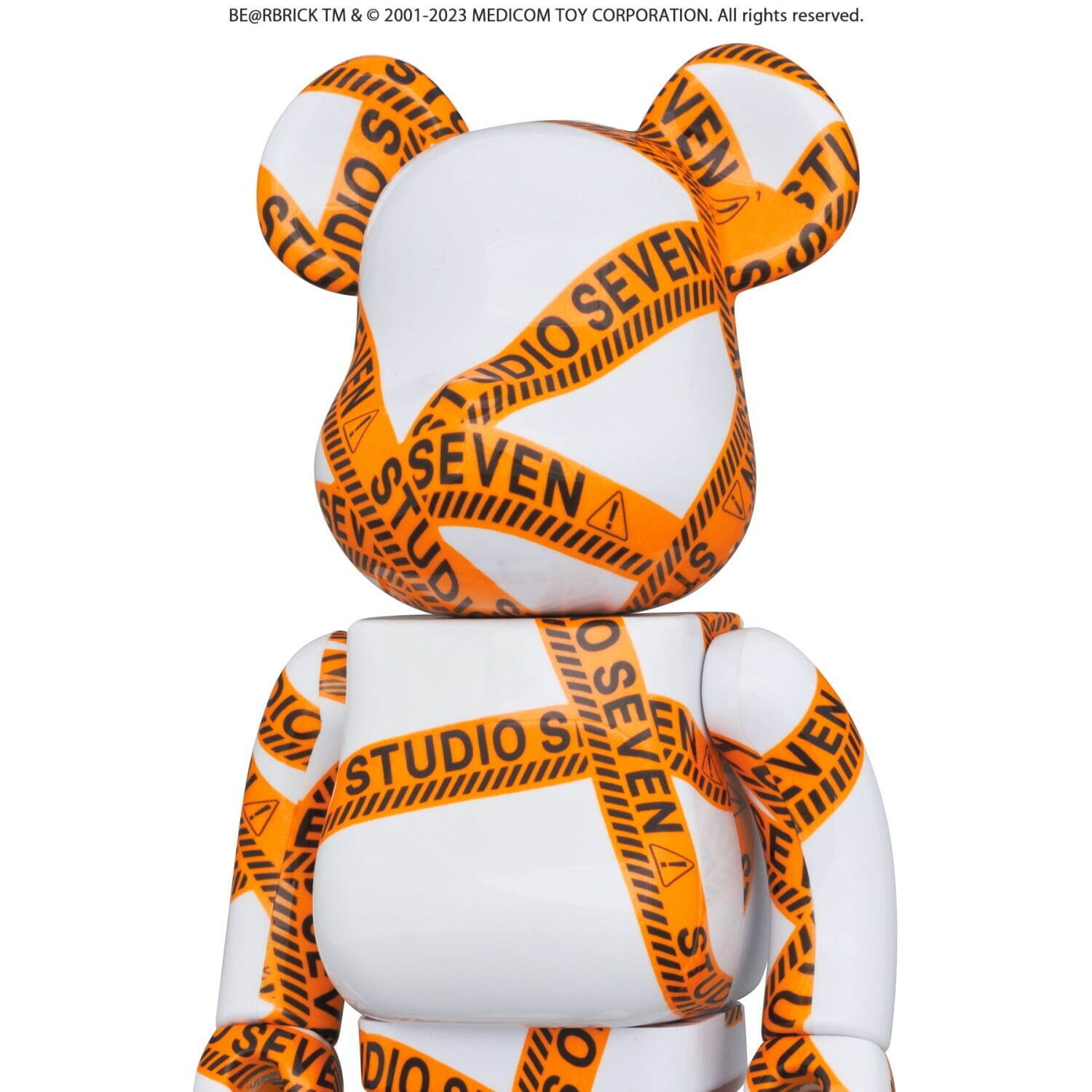 EXILE NAOTOのスタジオ セブン初「ベアブリック」、全面“CAUTION LOGO