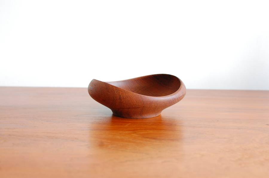 Finn Juhl フィン・ユール teak bowl 時を経ても色あせない本物の北欧