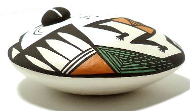 アメリカ・インディアンの陶器 壺 ポッタリー