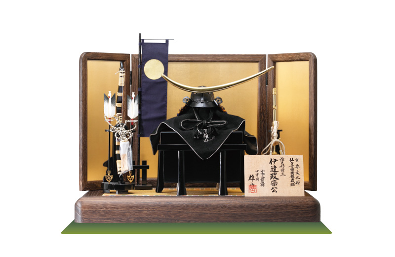 3121伊達政宗公兜（弦月前立） | 戦国武将鎧兜 | 小木人形オンライン