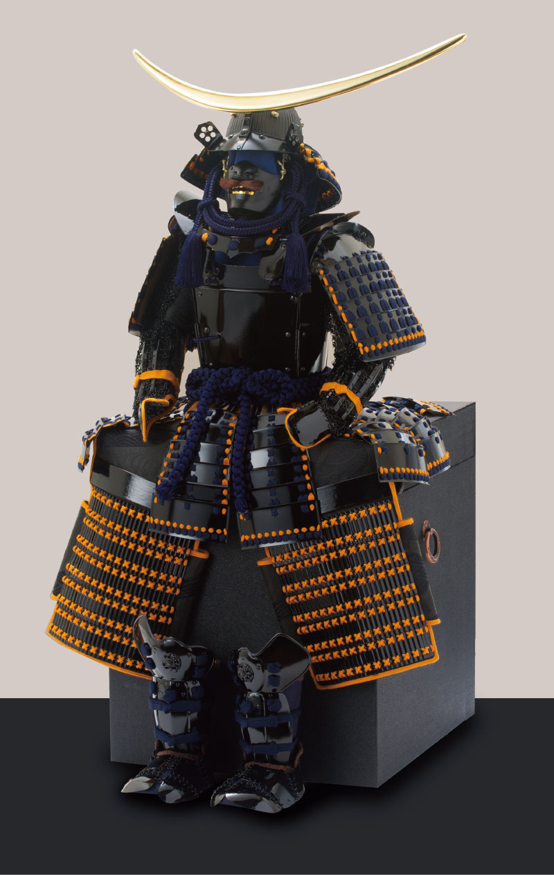 3221伊達政宗公鎧（弦月前立） | 戦国武将鎧兜 | 小木人形オンライン