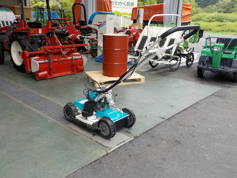 クボタ 斜面草刈機 GC-S500 作業幅50cm 混合ガソリン ホイル式 フリー