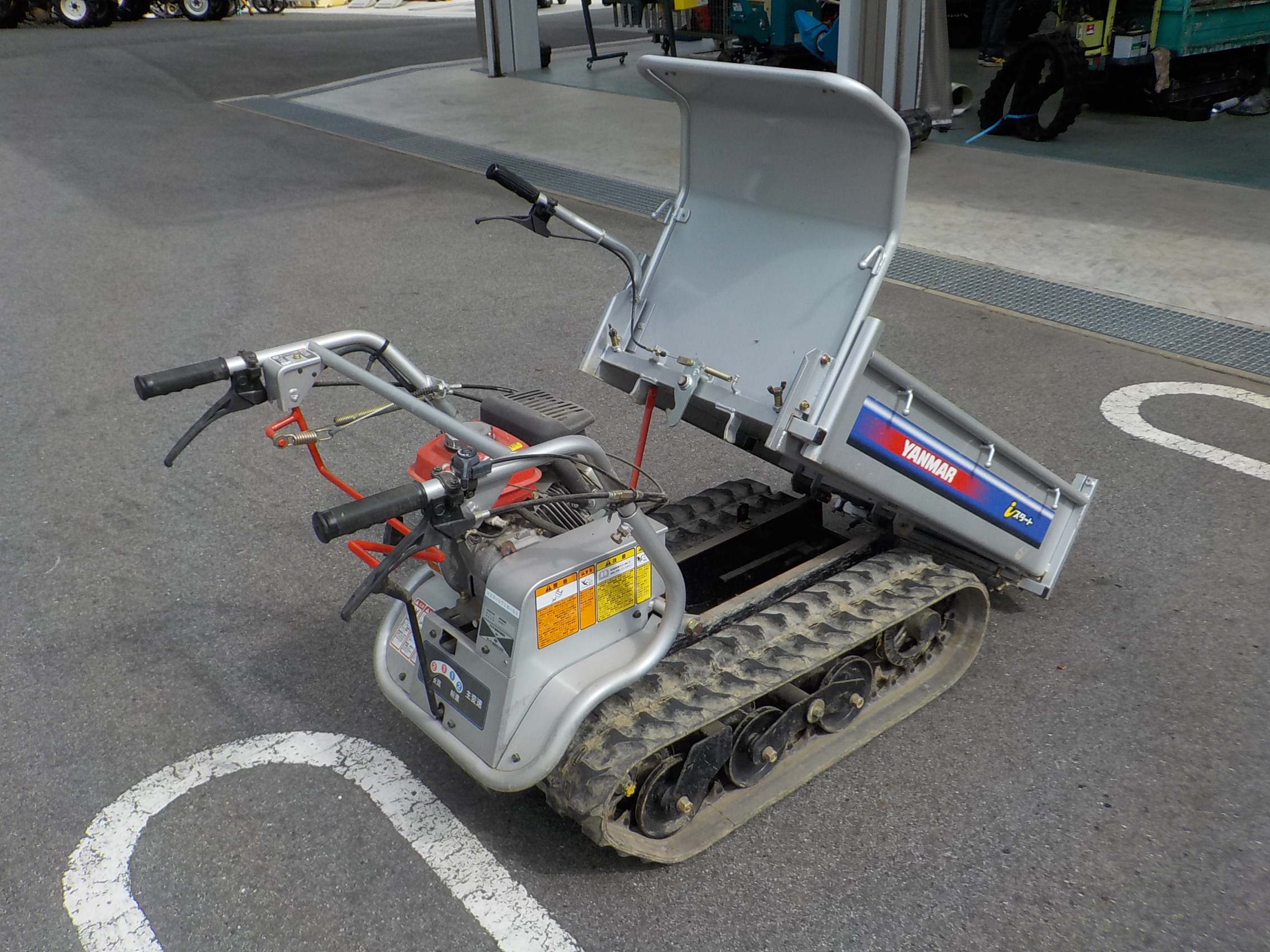 ヤンマー クローラ運搬車 MCG900I 3.3ps 積載重量250㎏ クローラ