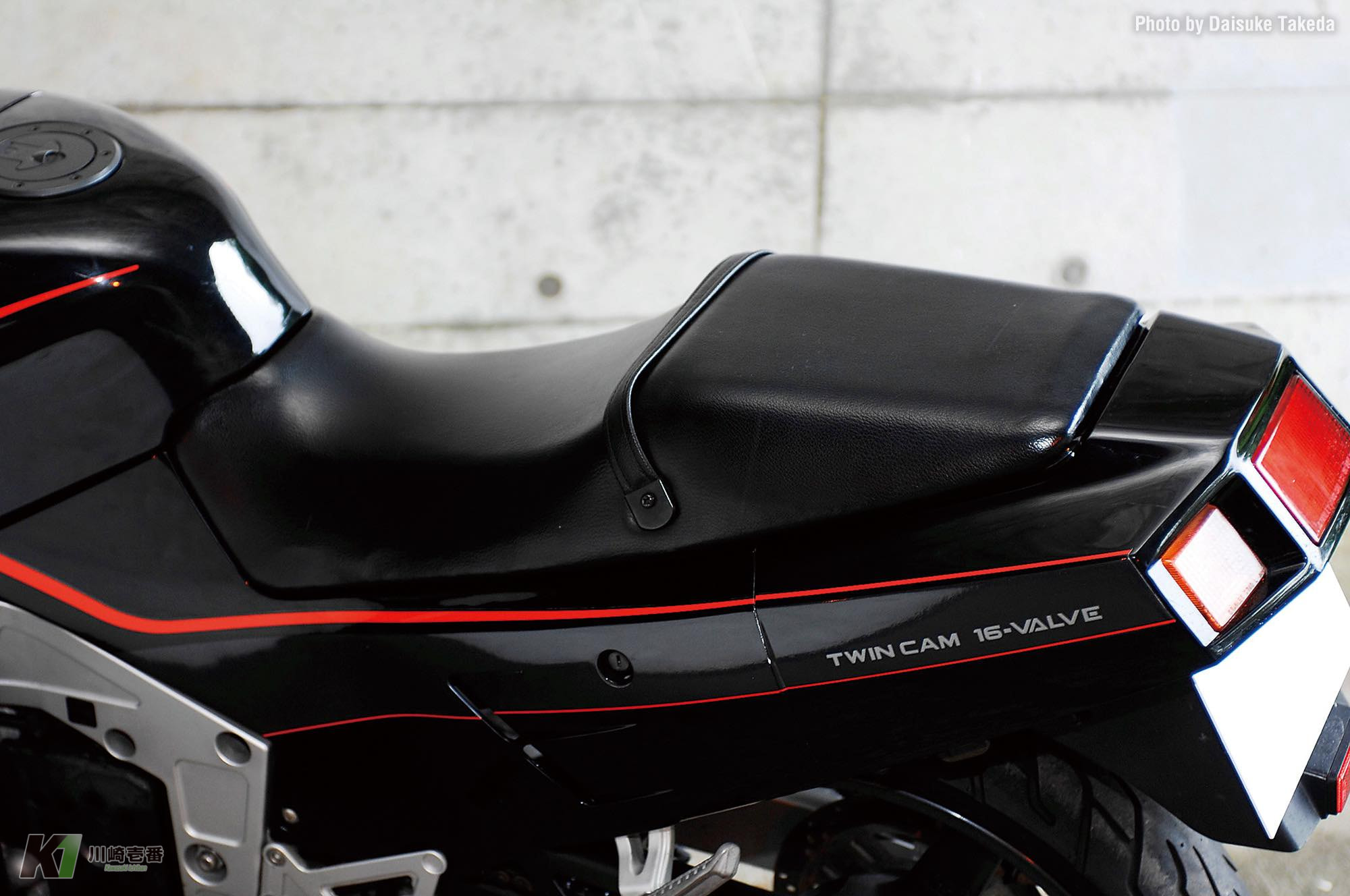 ZX-4 | カワサキ名車列伝 | カワサキイチバン