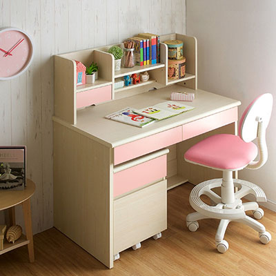 女の子に大人気！ピンクのかわいい学習机をご紹介！ - 家具通販