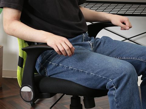 ヘッド付きアームアップチェア 幅660 奥行640 高さ1115-1275 FB-ARP01