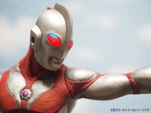 CCP ウルトラマンパワード ハイスペックver.（目・カラータイマー発光