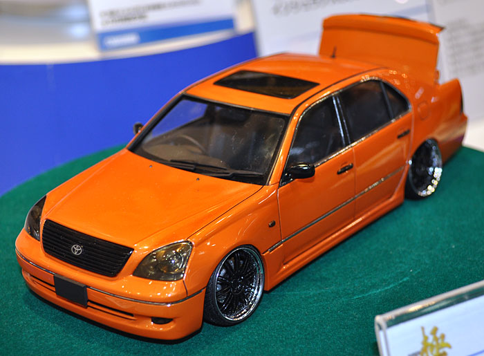 1/24 スーパーVIPカー 極シリーズ ブレーン 30 セルシオ 前期 アオシマ