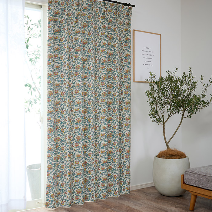 北欧テイストの大人の花柄がおしゃれな1級遮光カーテン ルトナ（D-1195